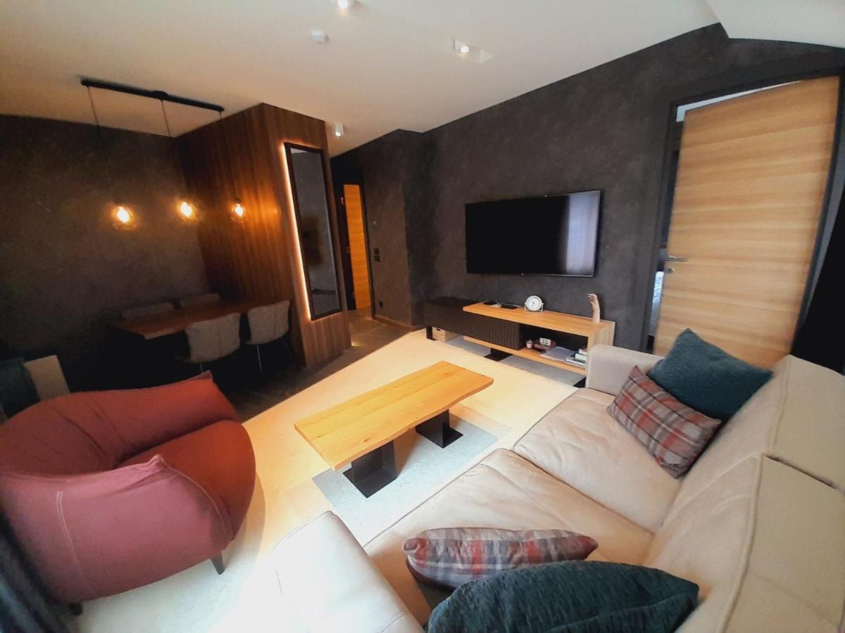 Woodside Rent