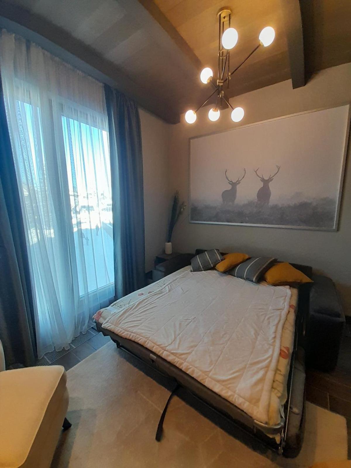 Woodside Rent Apartment