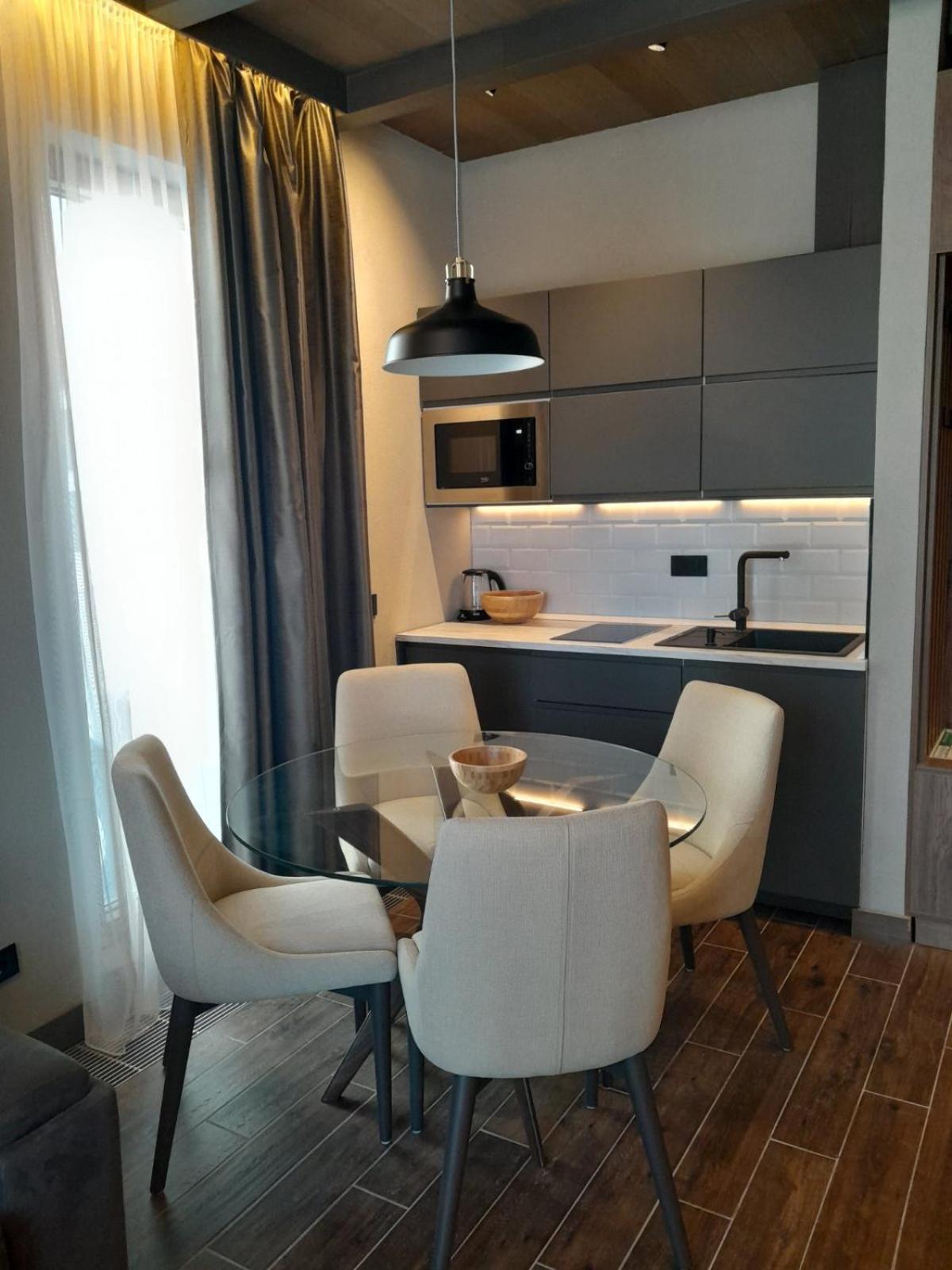 Woodside Rent * Kopaonik