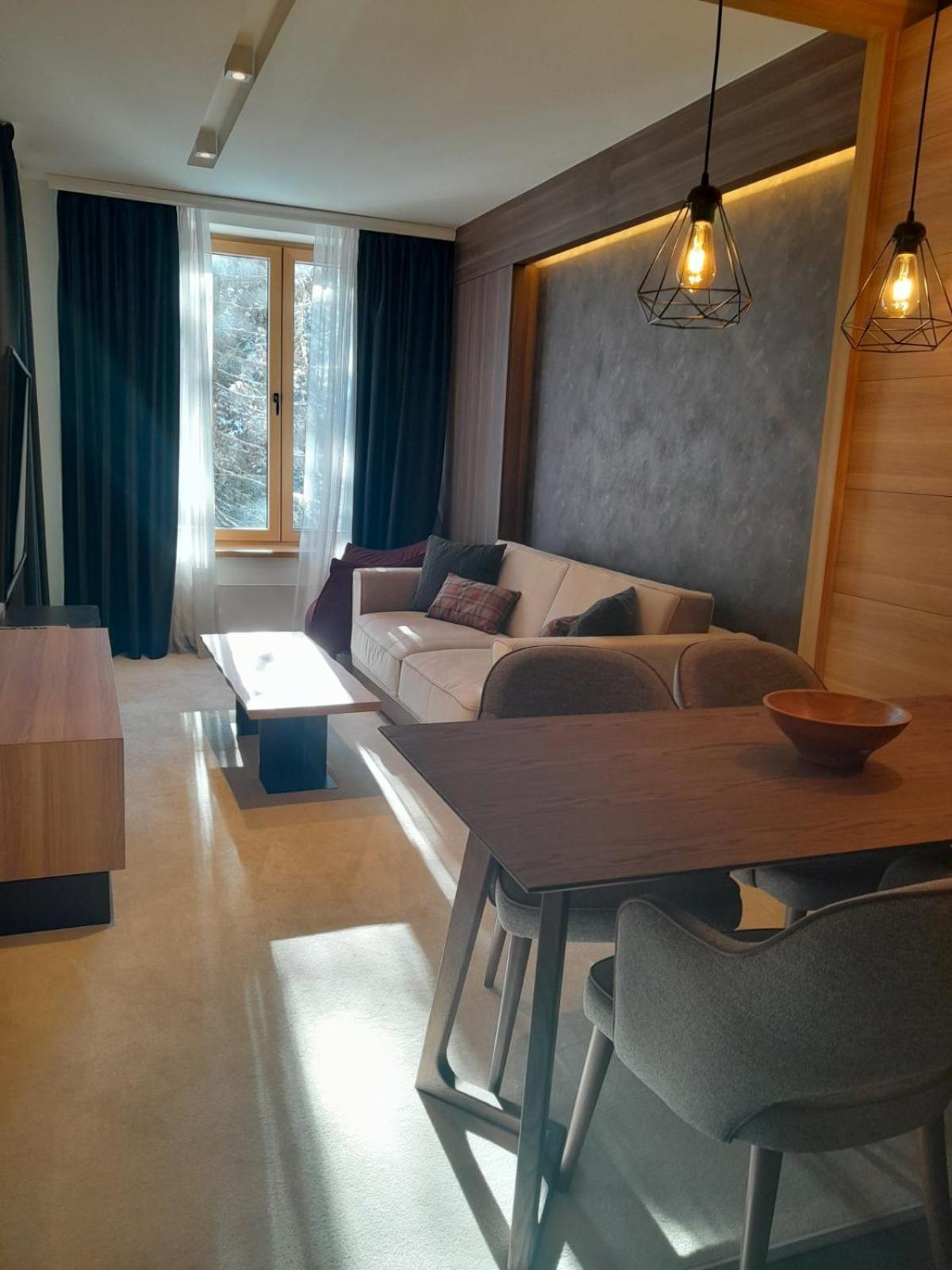 Woodside Rent Apartment *